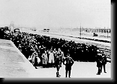 Auschwitz II-Birkenau concentration camp. Sector BI a. SS photograph. * 760 x 541 * (37KB)